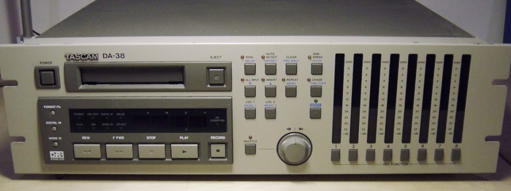 Tascam DA38